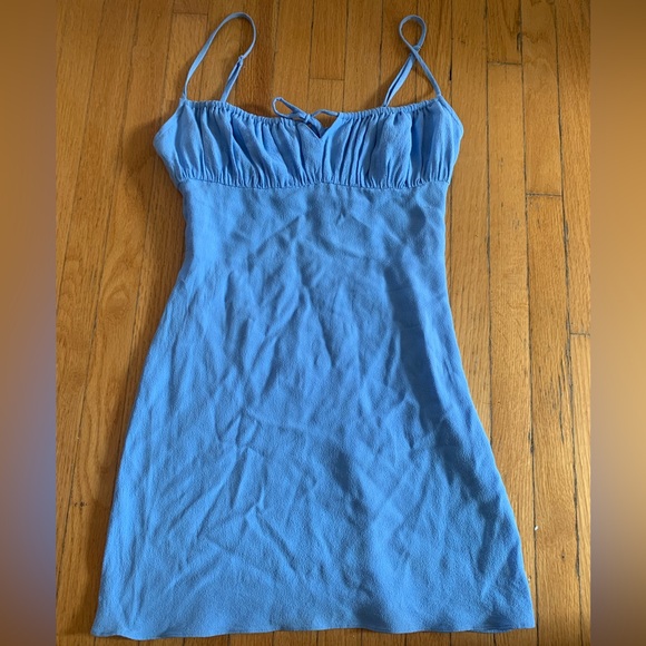 BNWOT light blue aritzia sunday best Delilah dress - Picture 4 of 4